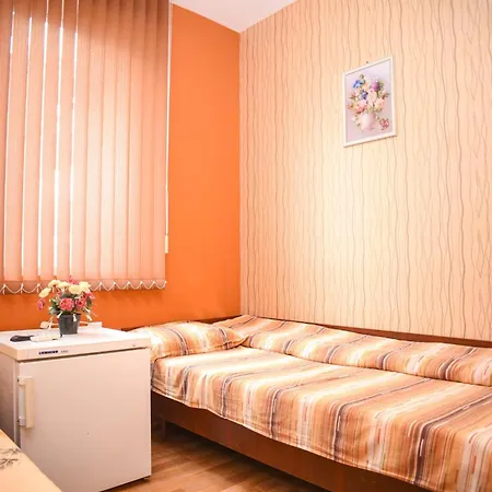 велина Pensjonat Paweł Banja