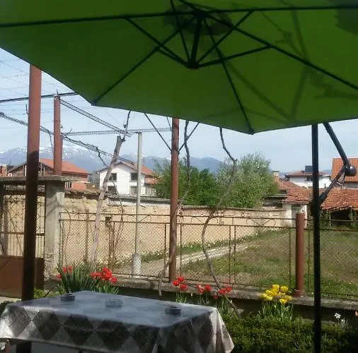 Къща за гости велина Павел баня